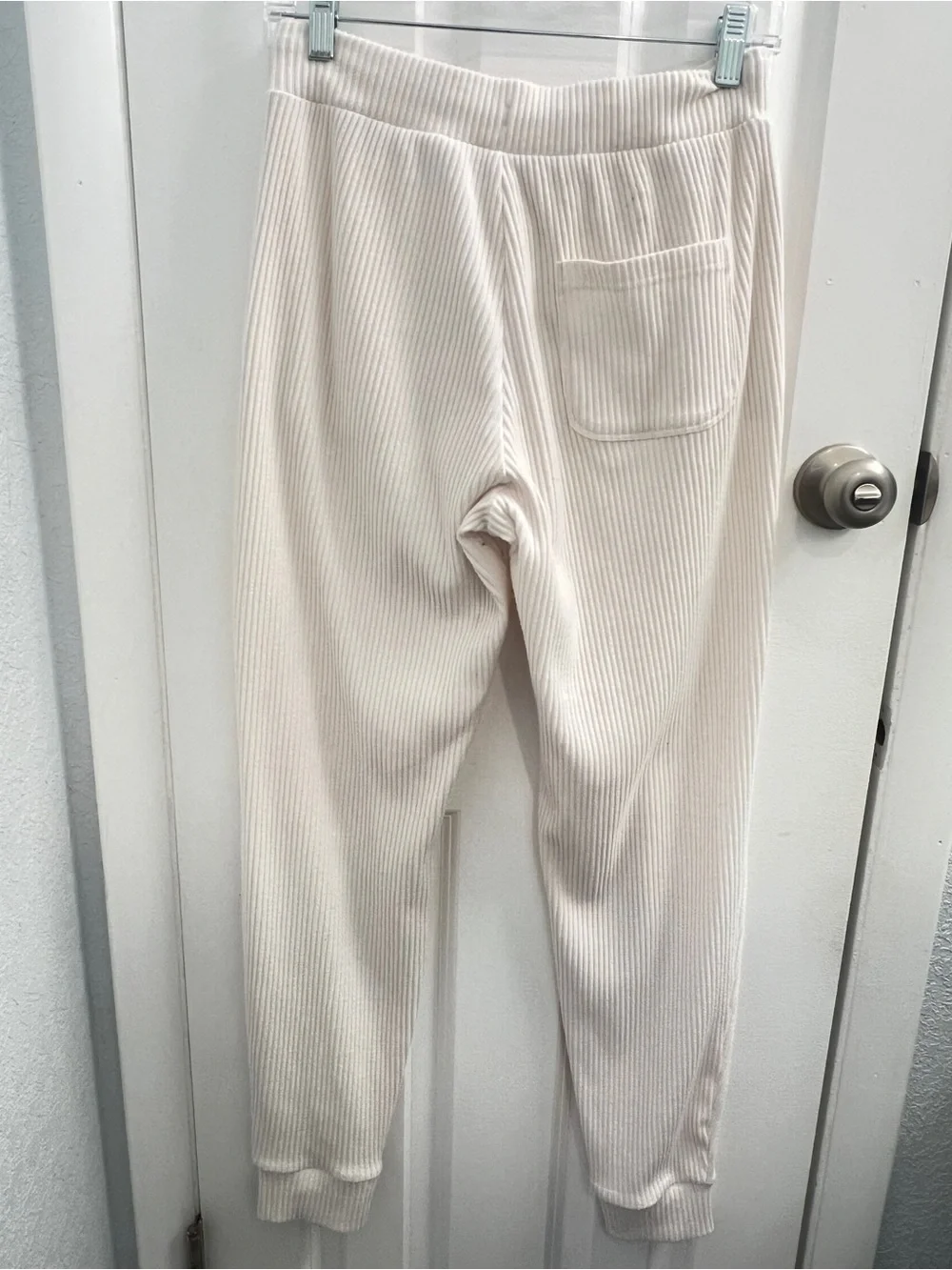 ALO Yoga Muse Pant in Ivory XS